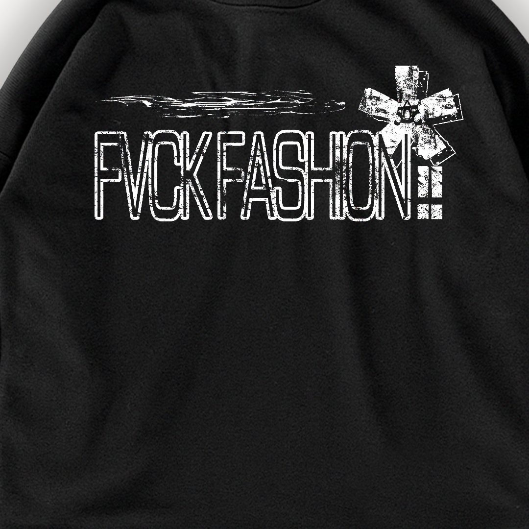 'N0Fashion!' Cropped Flared Longsleeve